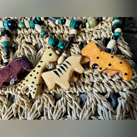 ‘90’s vintage purse with animals. - Picture 8 of 15